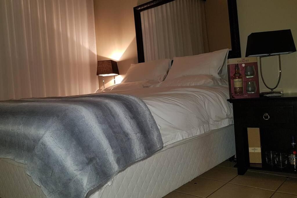 Plush Private Home Polokwane Luaran gambar
